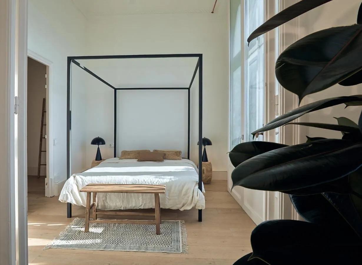 Sapo - Two Bedroom In The Heart Of Barcelona